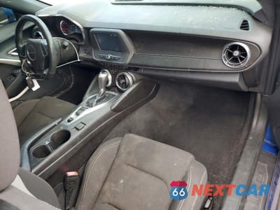 Zdjęcie 8 z 11 samochodu: 2017 CHEVROLET CAMARO LT VIN:1G1FB1RXXH0120029 - miniatura