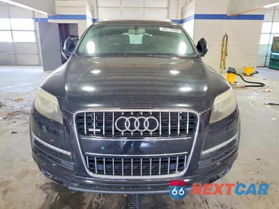 Piąte zdjęcie samochodu w środku: 2012 AUDI Q7 PRESTIGE VIN:WA1VMAFE2CD009020 - miniatura