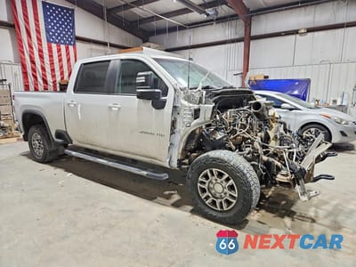 Czwarte zdjęcie samochodu z boku: 2023 CHEVROLET SILVERADO K2500 HEAVY DUTY LT VIN:2GC4YNE71P1718216 - miniatura