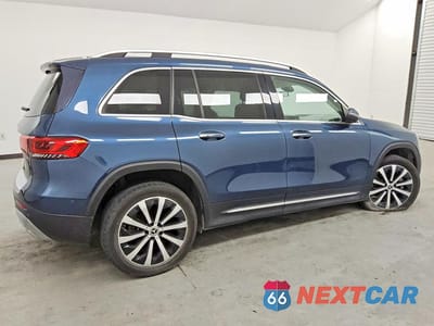 Trzecie zdjęcie samochodu z tyłu: 2020 MERCEDES-BENZ GLB 250 VIN:W1N4M4GB3LW052088 - miniatura