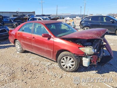 Czwarte zdjęcie samochodu z boku: 2005 TOYOTA CAMRY LE VIN:4T1BE32KX5U407202 - miniatura