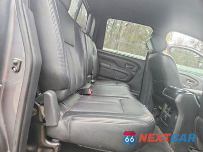 Zdjęcie 11 z 12 samochodu: 2018 NISSAN TITAN SV VIN:1N6AA1E56JN546122 - miniatura