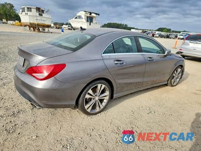 Trzecie zdjęcie samochodu z tyłu: 2015 MERCEDES-BENZ CLA 250 VIN:WDDSJ4EB5FN251573 - miniatura