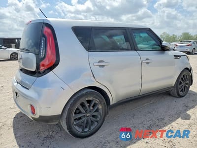 Trzecie zdjęcie samochodu z tyłu: 2017 KIA SOUL + VIN:KNDJP3A51H7434944 - miniatura