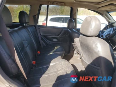 Zdjęcie 11 z 13 samochodu: 2003 JEEP GRAND CHEROKEE LAREDO VIN:1J8GX48S83C598146 - miniatura