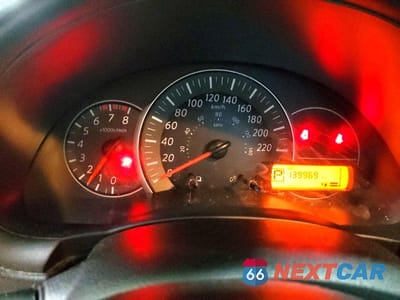 Zdjęcie 9 z 12 samochodu: 2019 NISSAN MICRA VIN:3N1CK3CP0KL200645 - miniatura