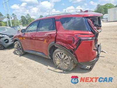 Drugie zdjęcie samochodu z przodu: 2024 NISSAN PATHFINDER SL VIN:5N1DR3CB8RC247358 - miniatura