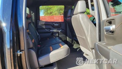 Zdjęcie 6 z 10 samochodu: 2021 GMC SIERRA K1500 AT4 VIN:1GTP9EEL6MZ286233 - miniatura