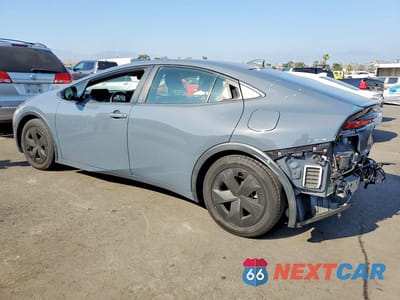 Drugie zdjęcie samochodu z przodu: 2023 TOYOTA PRIUS LE VIN:JTDACAAU6P3000676 - miniatura