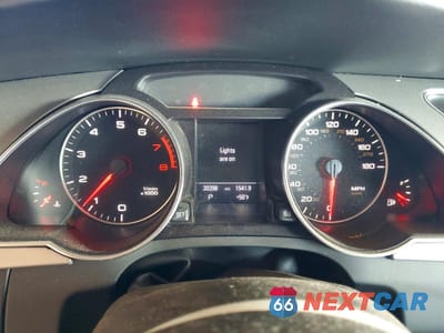 Zdjęcie 9 z 12 samochodu: 2010 AUDI A5 PREMIUM PLUS VIN:WAULFAFH9AN023437 - miniatura