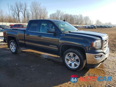 Czwarte zdjęcie samochodu z boku: 2019 GMC SIERRA LIMITED K1500 SLE VIN:2GTV2MEC0K1187872 - miniatura