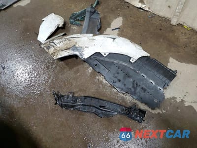 Zdjęcie 12 z 14 samochodu: 2014 AUDI A6 PREMIUM PLUS VIN:WAUFMAFC3EN056172 - miniatura