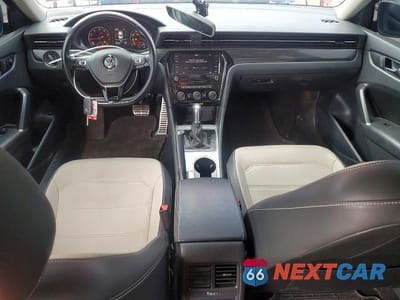 Zdjęcie 8 z 12 samochodu: 2020 VOLKSWAGEN PASSAT R-LINE VIN:1VWMA7A3XLC010504 - miniatura