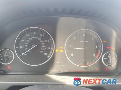 Zdjęcie 9 z 12 samochodu: 2015 BMW X5 XDRIVE35D VIN:5UXKS4C5XF0N06699 - miniatura