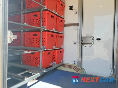 Zdjęcie 6 z 10 samochodu: 2022 FORD TRANSIT DELIVERY TRUCK VIN:1FDBW5Z85NKA35735 - miniatura