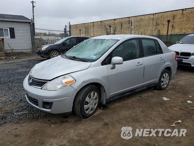2011 NISSAN VERSA 1.8 S 3N1BC1AP7BL393456 - główne zdjęcie licytacji z USA - miniatura
