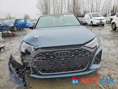 Piąte zdjęcie samochodu w środku: 2024 AUDI RS3 VIN:WUAG4DGY3RA909656 - miniatura
