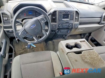 Zdjęcie 8 z 11 samochodu: 2020 FORD F450 SUPER DUTY VIN:1FT8W4DT6LED24994 - miniatura