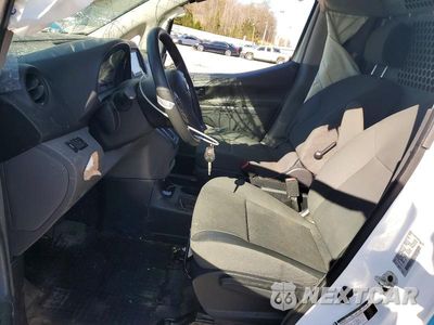 Zdjęcie 7 z 12 samochodu: 2019 NISSAN NV 2500 HD SV VIN:3N6CM0KN3MK701332 - miniatura