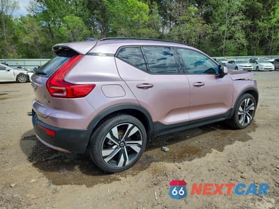 Trzecie zdjęcie samochodu z tyłu: 2025 VOLVO XC40 ULTRA VIN:YV4L12UM5S2478728 - miniatura