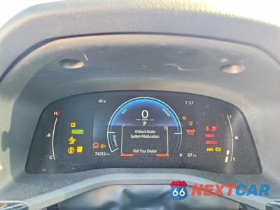 Zdjęcie 9 z 12 samochodu: 2025 TOYOTA CAMRY SE VIN:4T1DAACK3SU009798 - miniatura