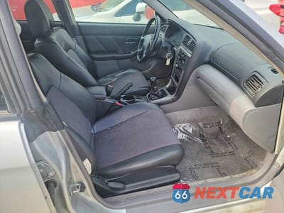 Piąte zdjęcie samochodu w środku: 2005 SUBARU BAJA TURBO VIN:4S4BT63C956106083 - miniatura