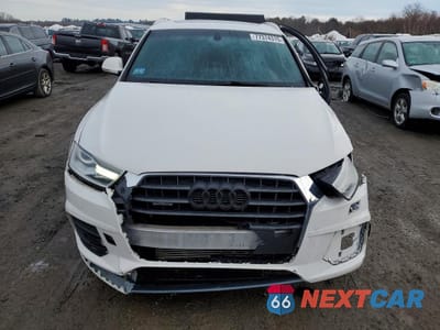 Piąte zdjęcie samochodu w środku: 2016 AUDI Q3 PREMIUM PLUS VIN:WA1EFCFS1GR007375 - miniatura