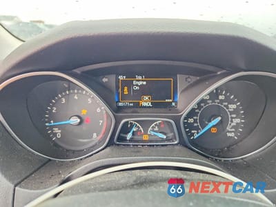 Zdjęcie 9 z 12 samochodu: 2016 FORD FOCUS SE VIN:1FADP3K25GL319180 - miniatura