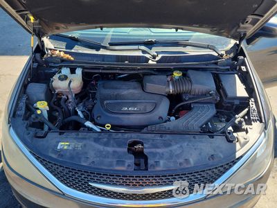 Zdjęcie 12 z 14 samochodu: 2017 CHRYSLER PACIFICA LX VIN:2C4RC1CG4HR598172 - miniatura