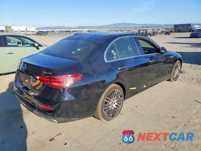 Trzecie zdjęcie samochodu z tyłu: 2025 MERCEDES-BENZ C 300 4MATIC VIN:W1KAF4HB5SR241699 - miniatura