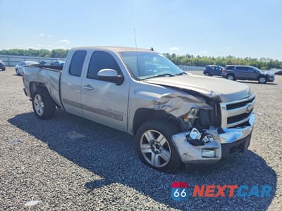 Czwarte zdjęcie samochodu z boku: 2008 CHEVROLET SILVERADO C1500 VIN:1GCEC19J58Z263302 - miniatura