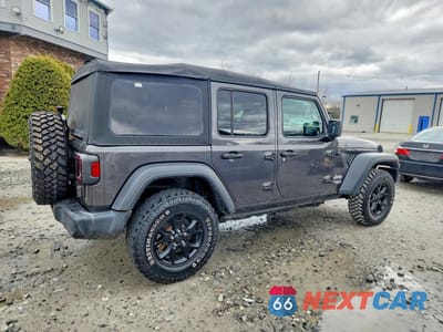 Trzecie zdjęcie samochodu z tyłu: 2019 JEEP WRANGLER UNLIMITED SPORT VIN:1C4HJXDG0KW666775 - miniatura