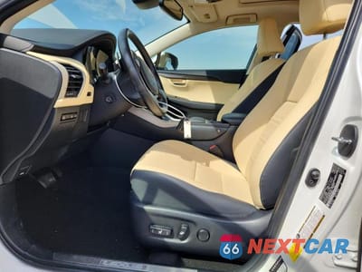 Zdjęcie 7 z 14 samochodu: 2020 LEXUS NX300 VIN:JTJDARBZ0L5009722 - miniatura