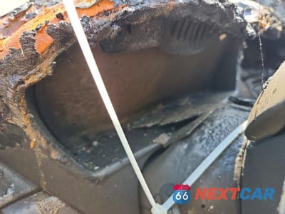 Zdjęcie 9 z 12 samochodu: 2011 BMW X6 XDRIVE35I VIN:5UXFG2C59BLX08546 - miniatura