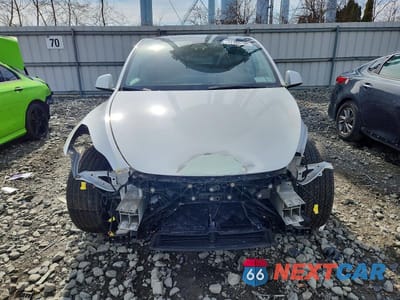Piąte zdjęcie samochodu w środku: 2022 TESLA MODEL Y VIN:7SAYGAEE6NF523964 - miniatura