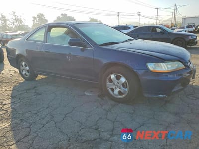 Czwarte zdjęcie samochodu z boku: 2001 HONDA ACCORD EX VIN:1HGCG32751A020200 - miniatura