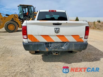 Zdjęcie 6 z 12 samochodu: 2019 RAM 1500 CLASSIC TRADESMAN VIN:1C6RR6FG9KS600650 - miniatura