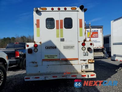 Zdjęcie 6 z 12 samochodu: 2009 CHEVROLET C5500 UTILITY / SERVICE TRUCK VIN:1GBE5C1919F402517 - miniatura