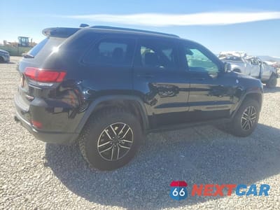 Trzecie zdjęcie samochodu z tyłu: 2019 JEEP GRAND CHEROKEE TRAILHAWK VIN:1C4RJFLG1KC730985 - miniatura