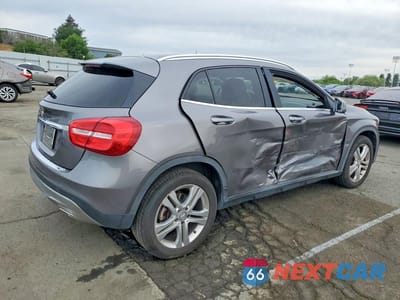 Trzecie zdjęcie samochodu z tyłu: 2016 MERCEDES-BENZ GLA 250 VIN:WDCTG4EB7GJ232488 - miniatura