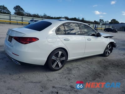 Trzecie zdjęcie samochodu z tyłu: 2022 MERCEDES-BENZ C 300 VIN:W1KAF4GB6NR046121 - miniatura