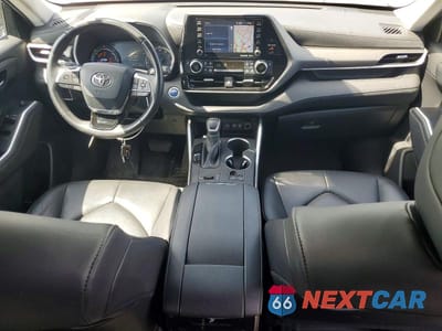 Zdjęcie 8 z 13 samochodu: 2020 TOYOTA HIGHLANDER HYBRID XLE VIN:5TDHBRCH0LS006949 - miniatura