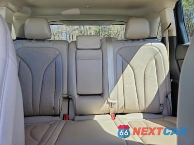 Zdjęcie 10 z 13 samochodu: 2023 LINCOLN NAUTILUS RESERVE VIN:2LMPJ8K97PBL29597 - miniatura