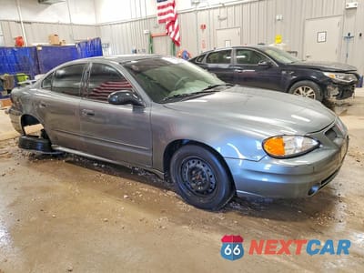 Czwarte zdjęcie samochodu z boku: 2005 PONTIAC GRAND AM SE VIN:1G2NE52E05M210289 - miniatura
