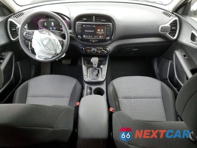 Zdjęcie 8 z 13 samochodu: 2023 KIA SOUL LX VIN:KNDJ23AUXP7215730 - miniatura