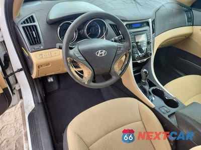 Zdjęcie 8 z 12 samochodu: 2013 HYUNDAI SONATA GLS VIN:5NPEB4AC7DH709453 - miniatura