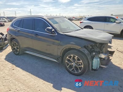 Czwarte zdjęcie samochodu z boku: 2022 BMW X1 SDRIVE28I VIN:WBXJG7C08N5V40729 - miniatura