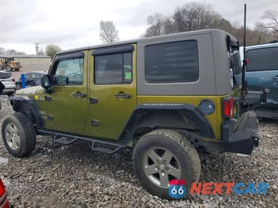 Drugie zdjęcie samochodu z przodu: 2010 JEEP WRANGLER UNLIMITED SAHARA VIN:1J4BA5H19AL203012 - miniatura