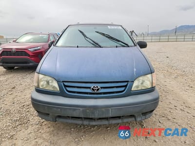 Piąte zdjęcie samochodu w środku: 2001 TOYOTA SIENNA LE VIN:4T3ZF13C61U377687 - miniatura