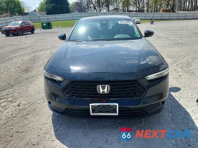 Piąte zdjęcie samochodu w środku: 2025 HONDA ACCORD LX VIN:1HGCY1F23SA034551 - miniatura